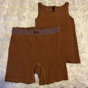 Skims Soft Lounge Tank and Boxers Set Copper Brown